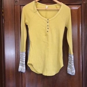 Free people top knit at forearm